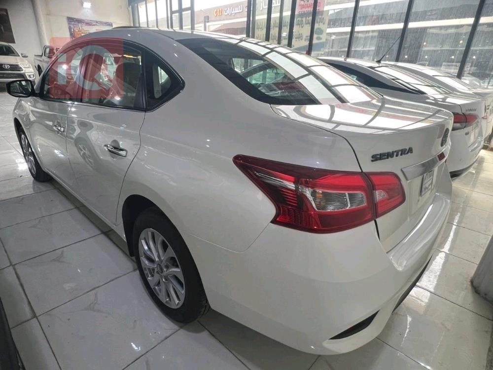 نيسان سنترا